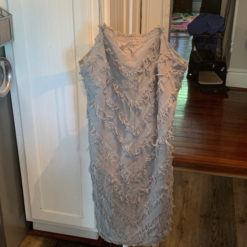 Very Jz adjustable strap fringed dress.‎ Worn about 2-3 x